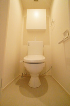 清潔感のあるトイレです