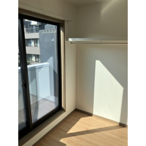 こちらの居間で趣味の時間をお楽しみください