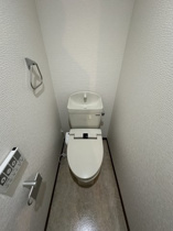 落ち着いたトイレです