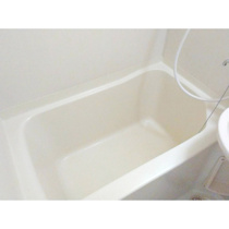 落ち着いた空間のお風呂です