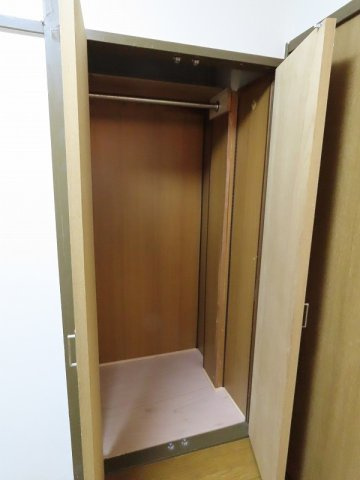大きなものも収納できそうです