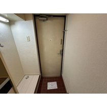 落ち着いた玄関です