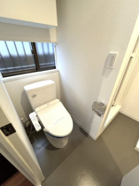 シンプルで使いやすいトイレです