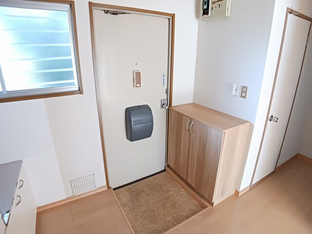 シティハイツＡＭＡＧＡＩの玄関