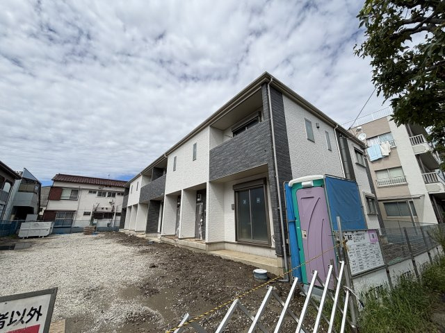 アムール西一之江の外観