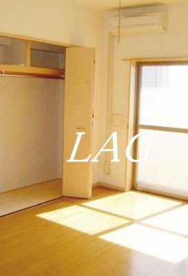 【居間・リビング】 | エムズレジデンス | 洋室のお部屋です。