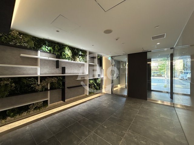 コンフォリア・リヴ江坂江の木町Qのロビー|ロビー