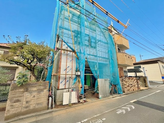 板橋区蓮根2丁目 限定1棟の外観|只今一生懸命建築中です♪♪
現地にて実際にご見学ください♪♪
モデルハウスのご案内も致します