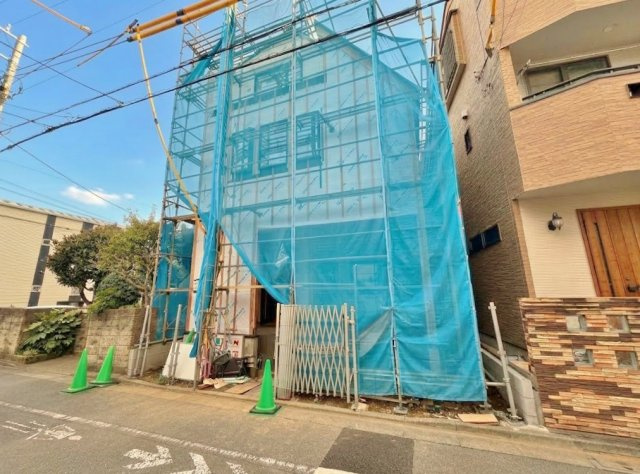 板橋区蓮根2丁目 限定1棟の外観|LDKは広々20帖！豊富な収納　主寝室7.6帖　ＷＩＣ付
生活を彩る充実した設備仕様