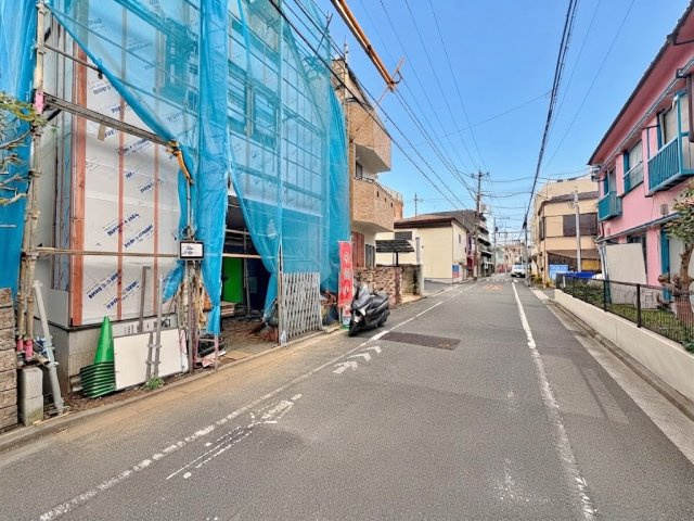 板橋区蓮根2丁目 限定1棟の前面道路含む現地写真|バス便も充実
バス停「西台交差点」停歩2分・「西台中学校」停歩4分
赤羽駅・成増駅・東武練馬駅・浮間舟渡駅・赤羽駅・西台駅・池袋駅・高島平駅行などございます