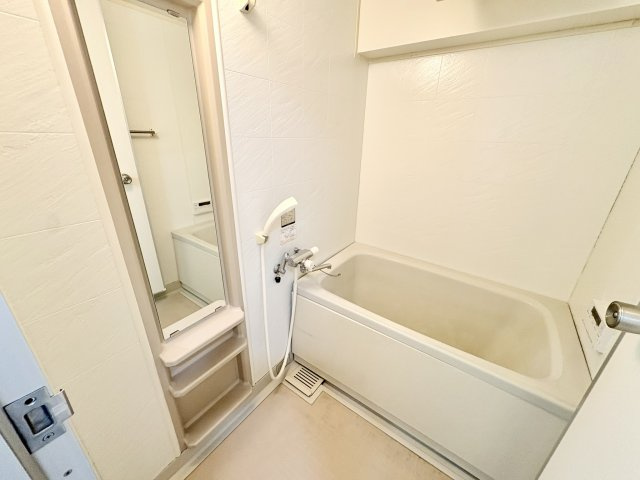 ダイカンプラザスポーツメント　中央区龍禅寺町の浴室|浴室はコンパクトですが、綺麗に清掃されています。