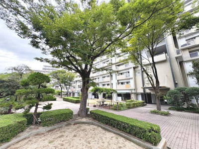 【周辺】 | 南港フローラルハイツ２１号棟 | セブンイレブンまで徒歩９分♪ライフォートまで徒歩７分♪ATCまで徒歩１７分♪お買い物に便利な立地ですね！