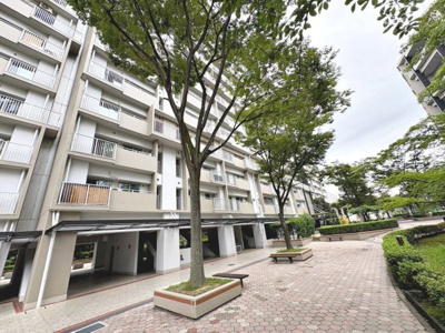 【外観】 | 南港フローラルハイツ２１号棟 | お料理に集中しやすい壁付けキッチンで毎日のお料理も気持ちよく出来ますね♪