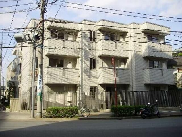 ＣＨＥＲＲＹ　ＣＯＵＲＴ