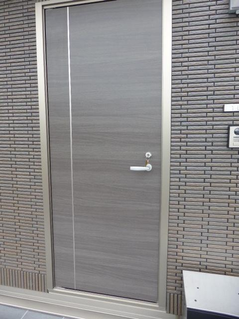 ユアメゾンkyaf青山の玄関