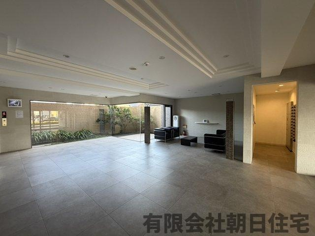【エントランス】 | エクセレンシア今市北本町レジデンス | 建物の内部です