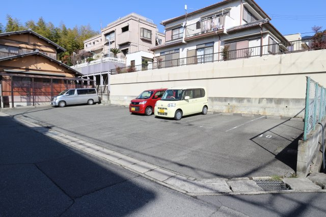 マインドスクエア伊川の駐車場