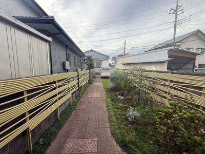 【庭】 | 那珂郡東海村白方中央1丁目　平家　4LDK