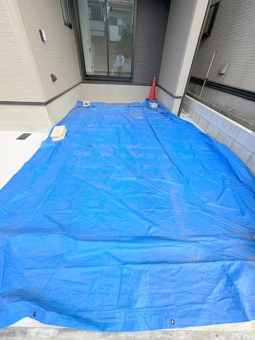 八潮市上馬場　新築戸建　全1棟の駐車場|愛車を大切に保管できる車庫付き