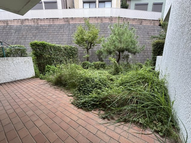 【庭】