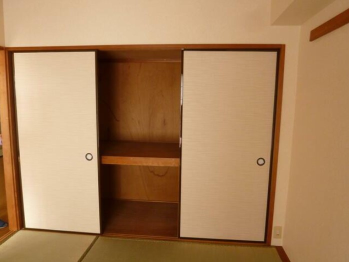 入船東エステートの収納