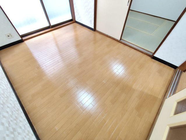 平和コーポ1号館の洋室