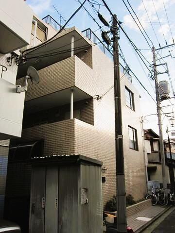 横浜市中区初音町２丁目の賃貸マンションの外観