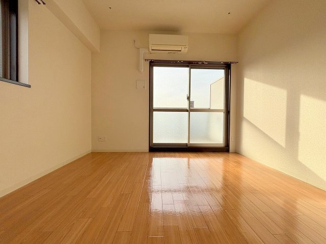 エクセレント上新17の内装