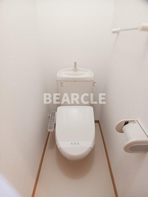 【トイレ】 | コーポ勢多Ⅱ番館 | 落ち着いた色調のトイレです