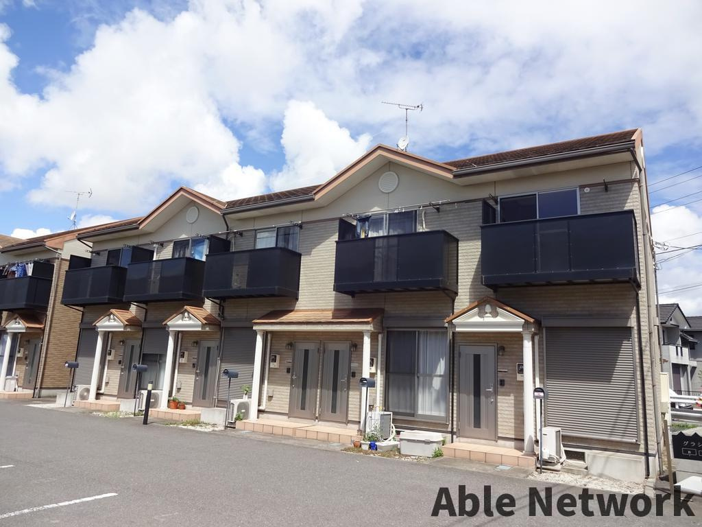 グラシアBの外観