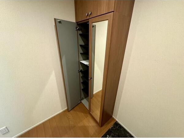 ラシーネグランの内装
