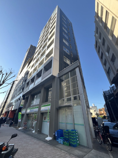 ラ・ヴィスタ西新宿の外観