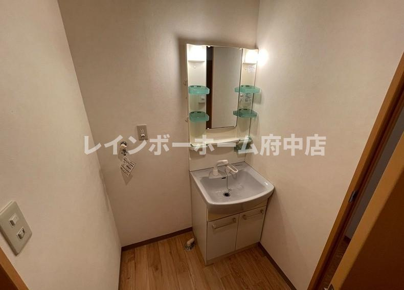 東財パステルメゾン国分寺 の独立洗面台