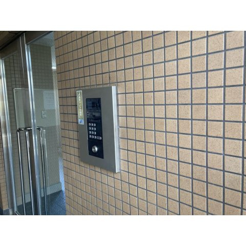 第２エイサイハイムのエントランス