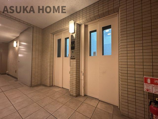 ジェイパークヴィラ横濱のその他共用部分|朝の忙しい時間に特に嬉しいエレベーターを複数基完備。
