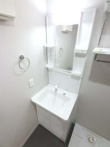 ラポルト船橋東の独立洗面台
