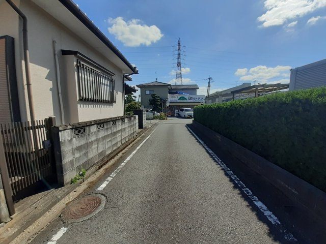 宇土市松山町の売地の周辺|前面道路