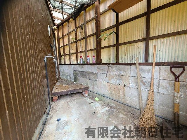 【収納】 | 一の谷町 中古戸建 5DK | 便利な収納スペースです