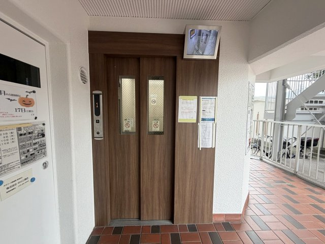 ネオコーポ嵯峨野の設備|エレベーター完備！（R8.10撮影）