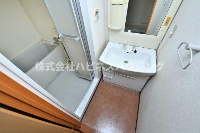 INSURANCE(インシュランス)BLDG.(ビルディング)ⅩⅤ(フィフティーン)旭町の独立洗面台|独立洗面台です