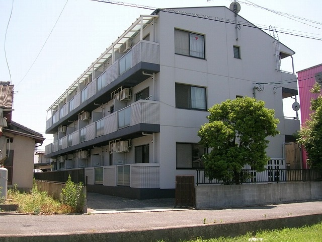 コーポBee House
