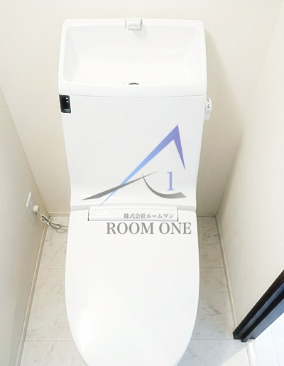 ＡＲＴＥＳＳＩＭＯ　ＡＱＵＴＯのトイレ|トイレです。