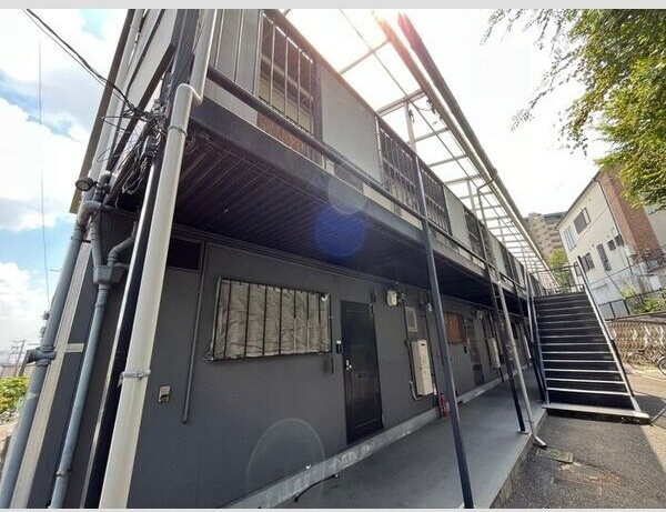 新芦屋ハイツのロビー