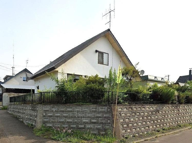 北見市高栄西町9丁目7番9号　中古売家の外観