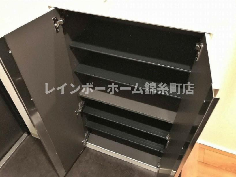 江東区高橋の賃貸マンションの玄関