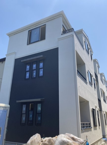 M's Mansion