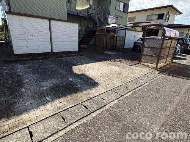 ロックヒルハイツの駐車場
