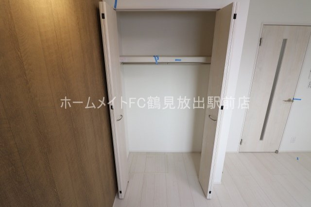 大阪市鶴見区緑１丁目のアパートの収納