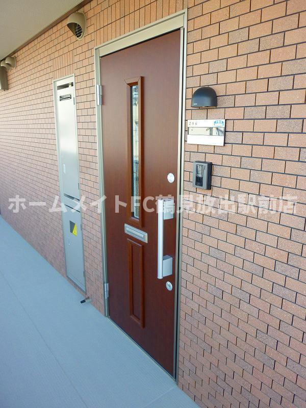 東大阪市楠根２丁目のハイツの玄関