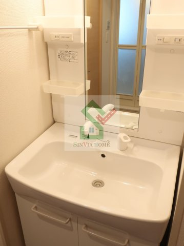 ジュネスクラールの独立洗面台